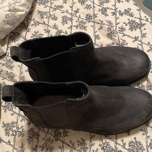 Black Ugg Bootie size 7.5
